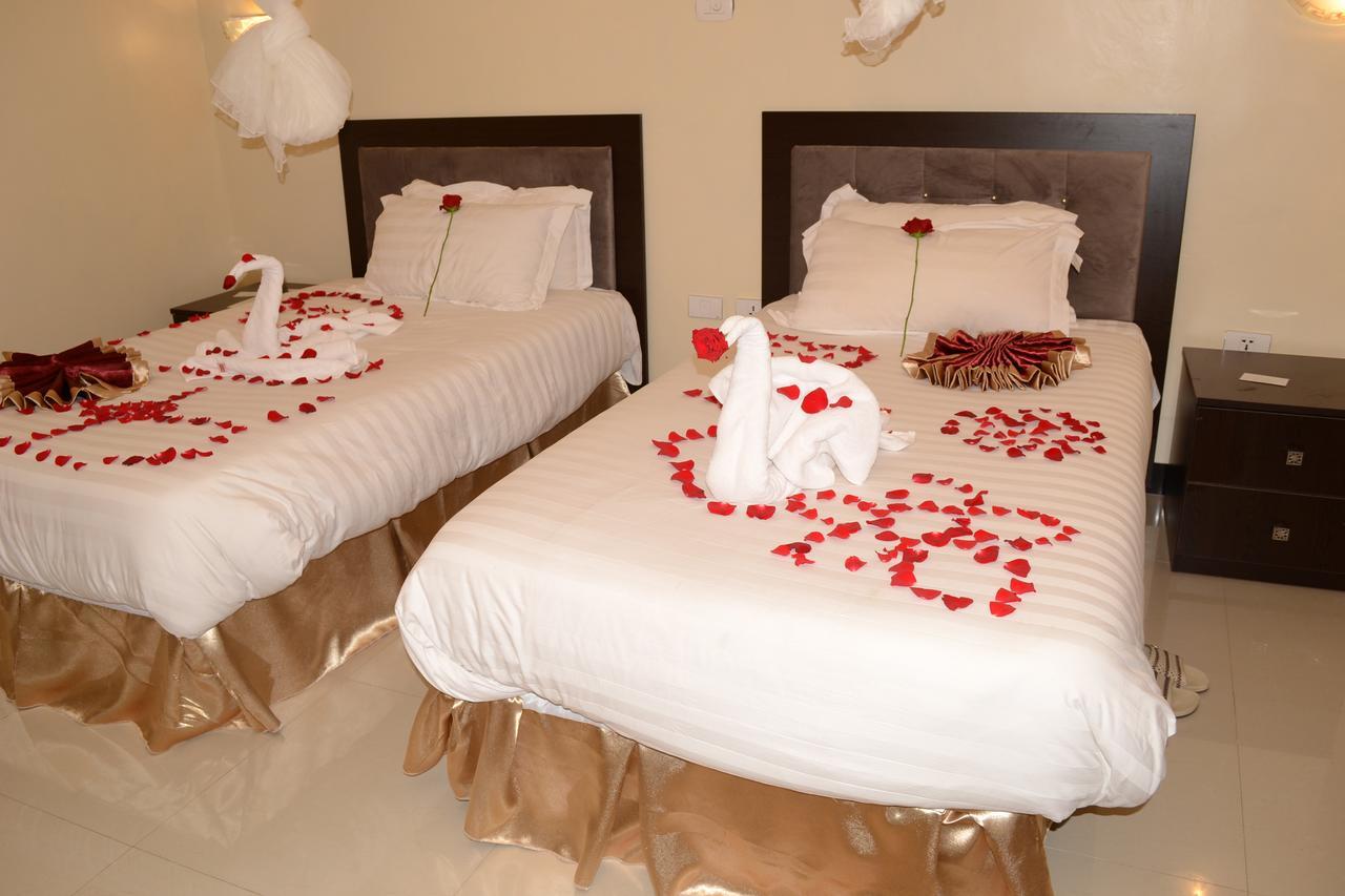 Lakemark Hotel And Tour Service Bahir Dar Exterior photo